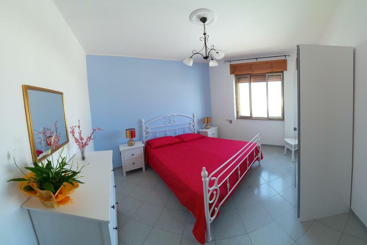 Appartamento Pesce Lido Marini Buitenkant foto