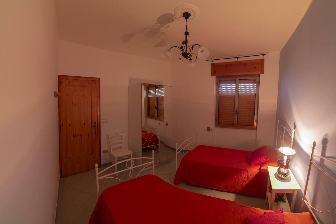 Appartamento Pesce Lido Marini Buitenkant foto
